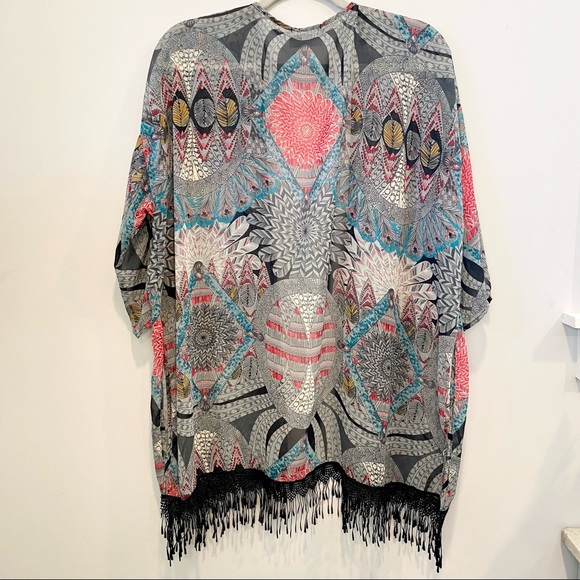 Persaya Bohemian Sheer Kimono Beach Coverup - Picture 4 of 14